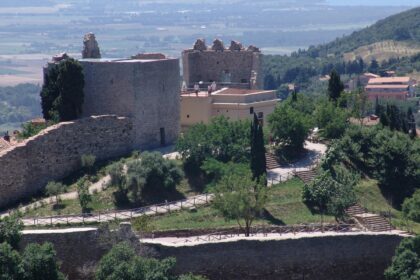campiglia marittima maremma moto